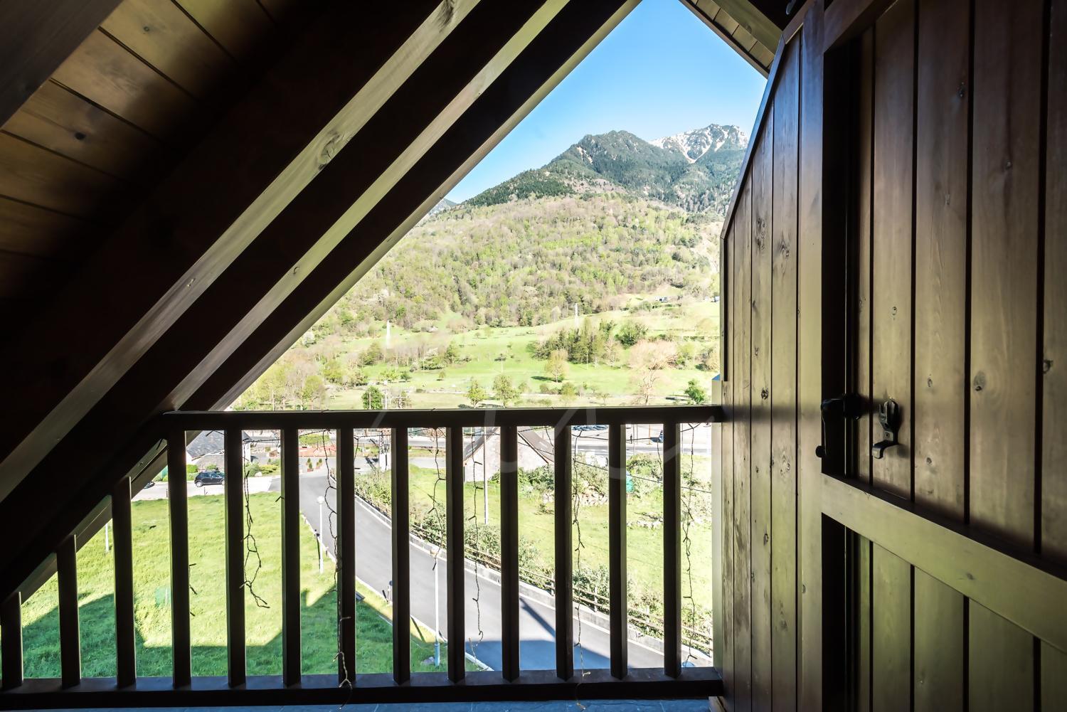 Casa Garona By Seamount Rentals Bossòst Kültér fotó