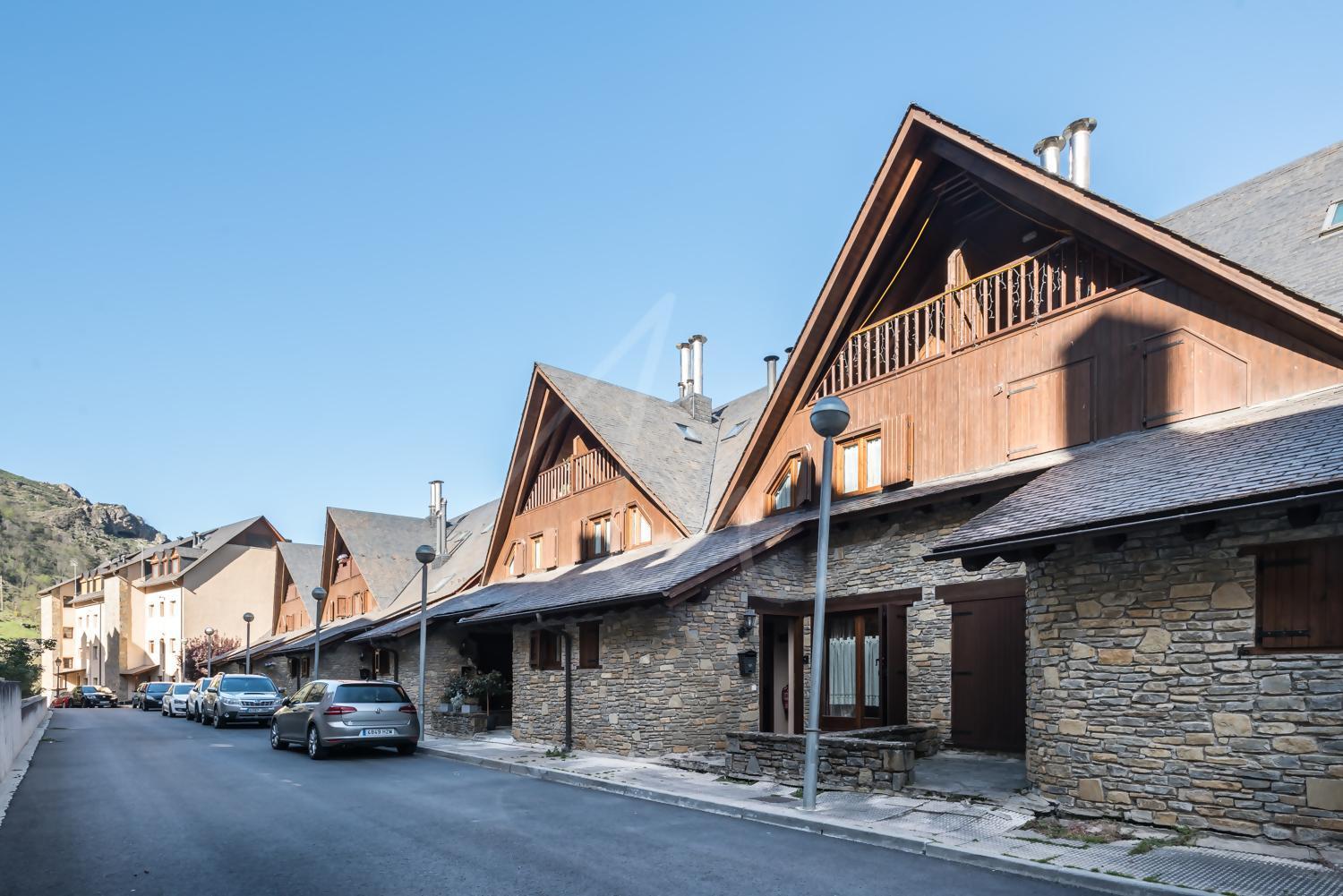 Casa Garona By Seamount Rentals Bossòst Kültér fotó