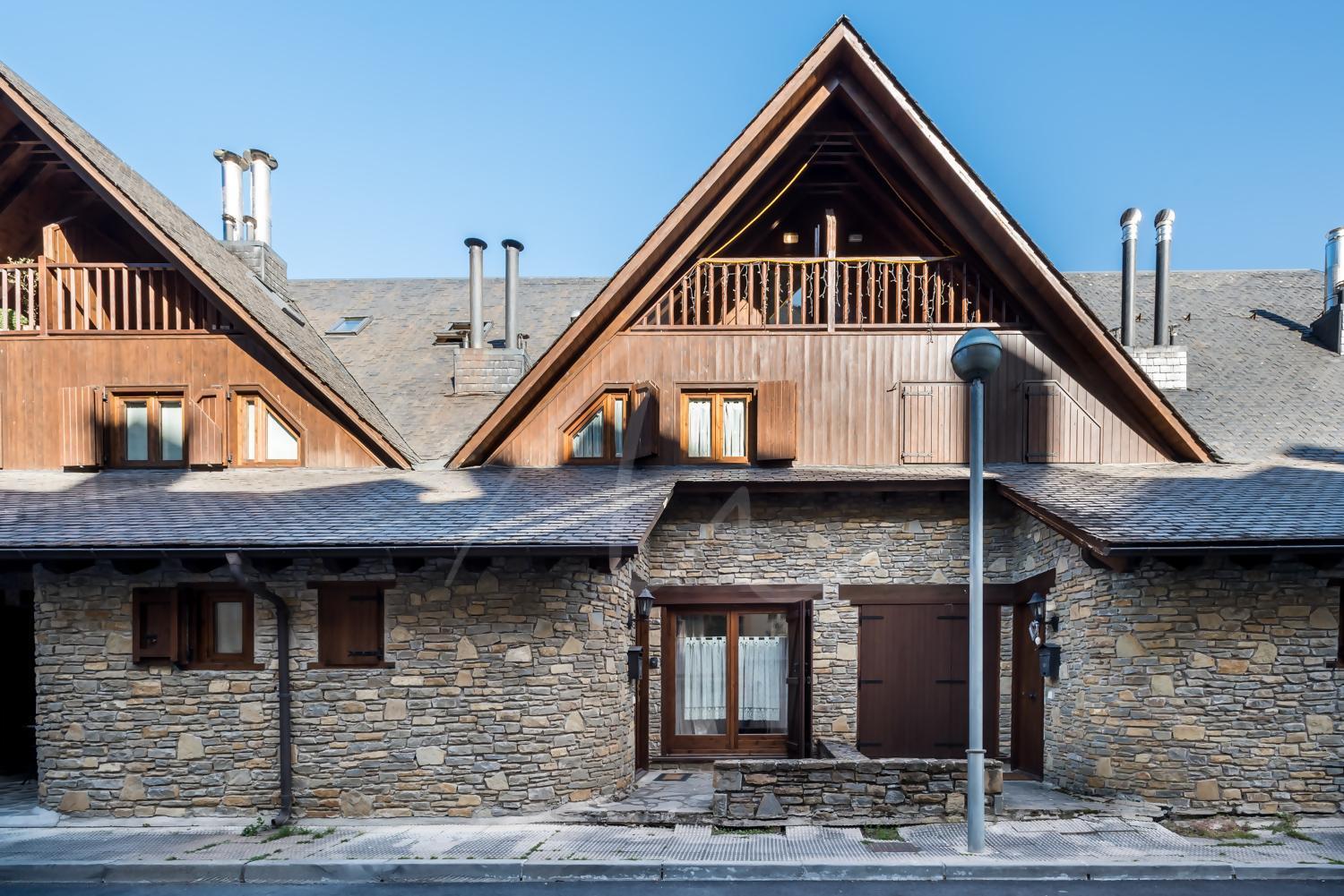 Casa Garona By Seamount Rentals Bossòst Kültér fotó